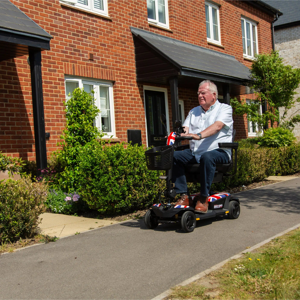 Pride GoGo® Endurance AL + Mobility Scooter with EZ Turn Technology