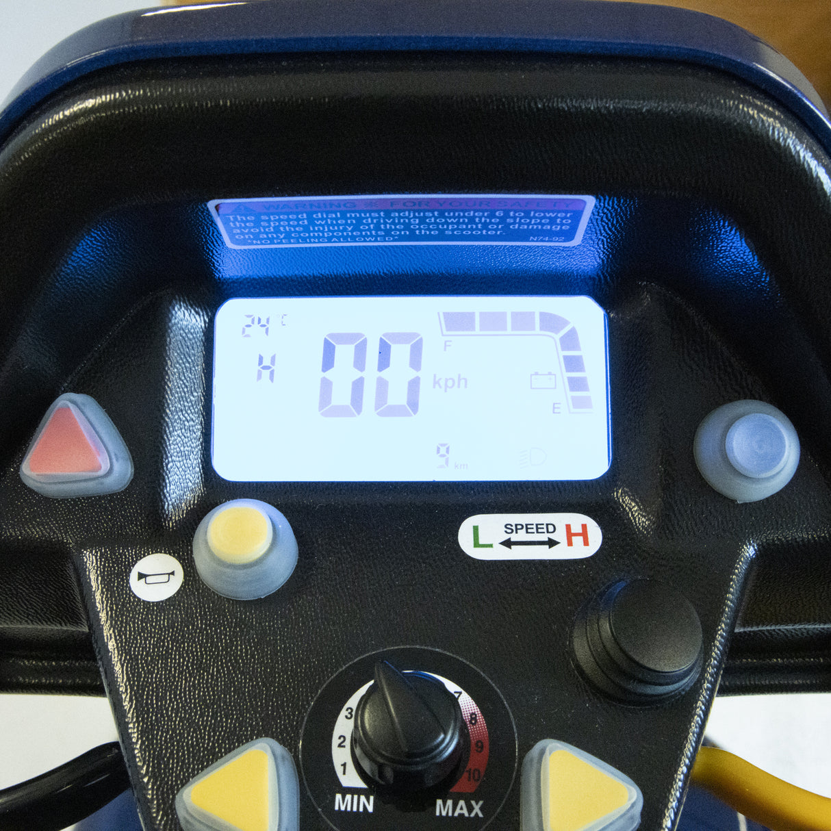 Roma Shoprider Girona 8mph Heavy Duty Class 3 Road Legal Mobility Scooter