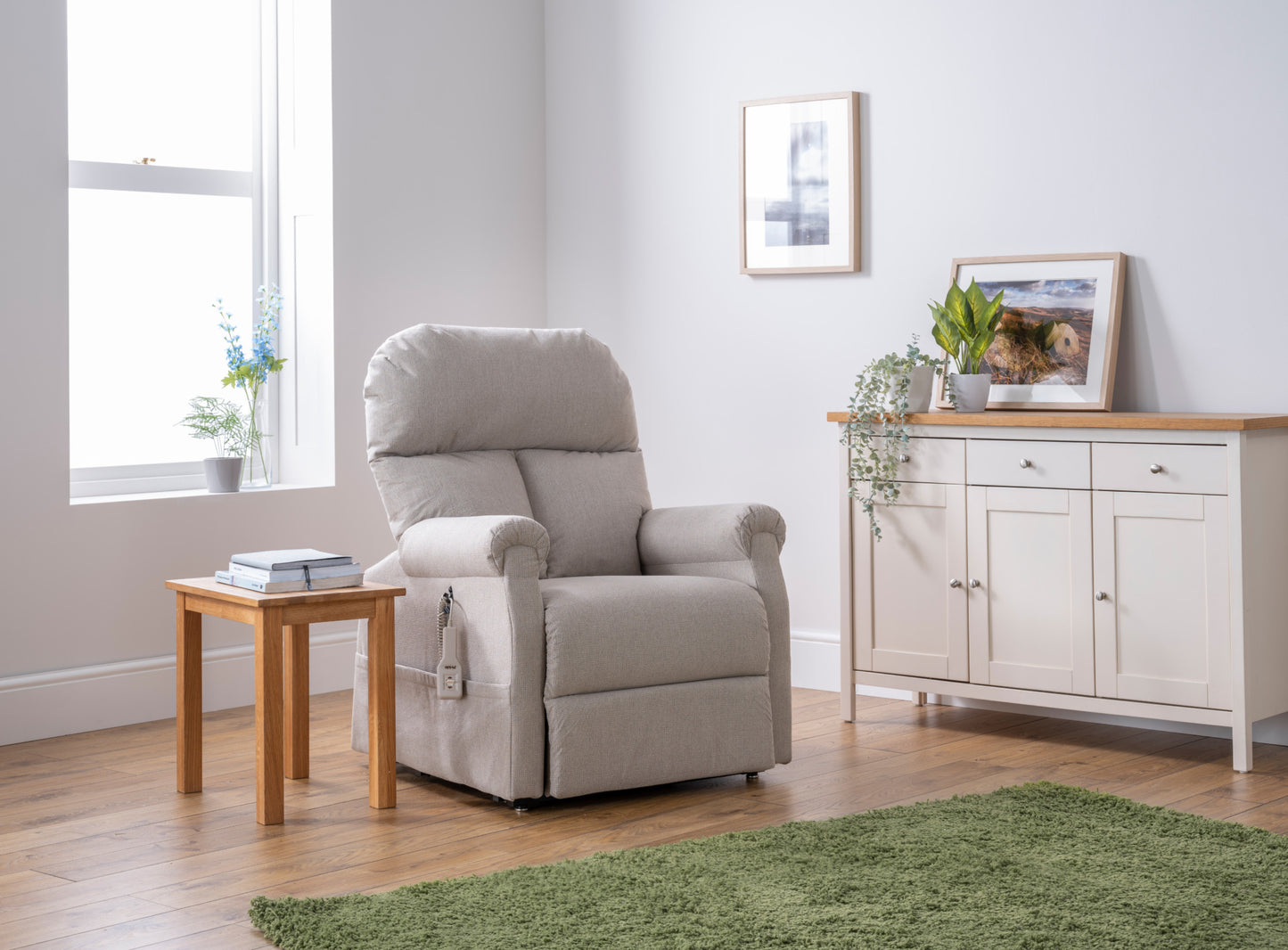 Pride LC101 Riser Recliner Chair