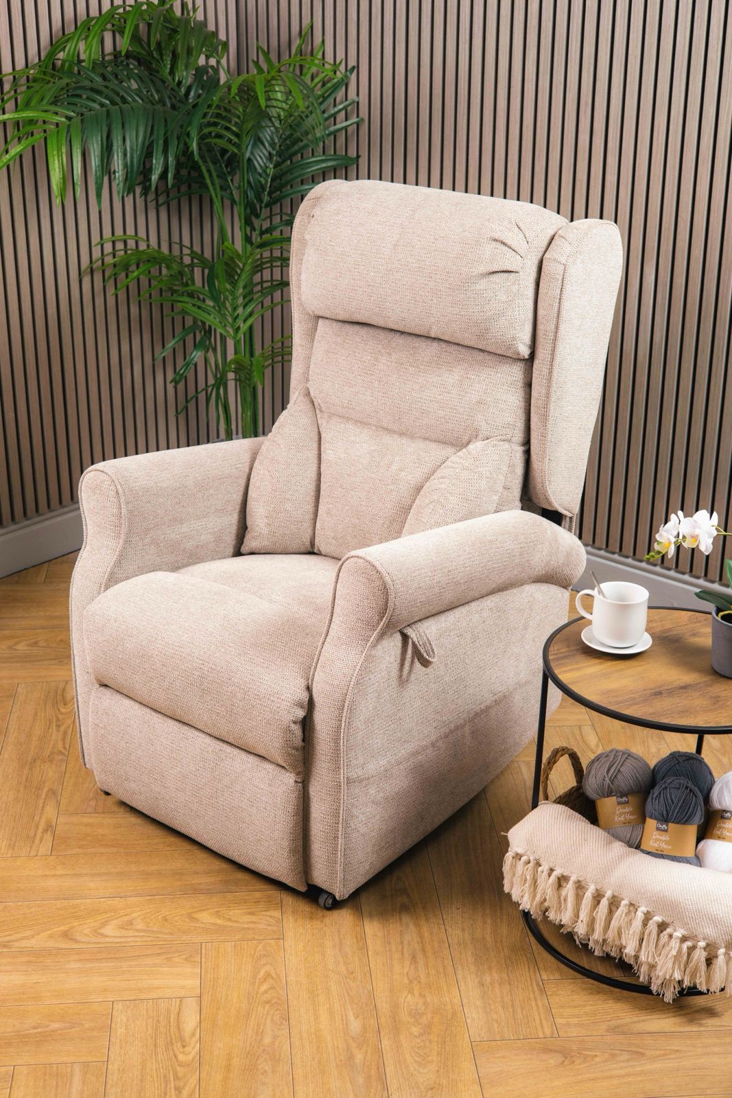 Easy Motion Rhyme Riser Recliner. Includes Free Delivery With Engineer Installation And 5 Years Warranty!