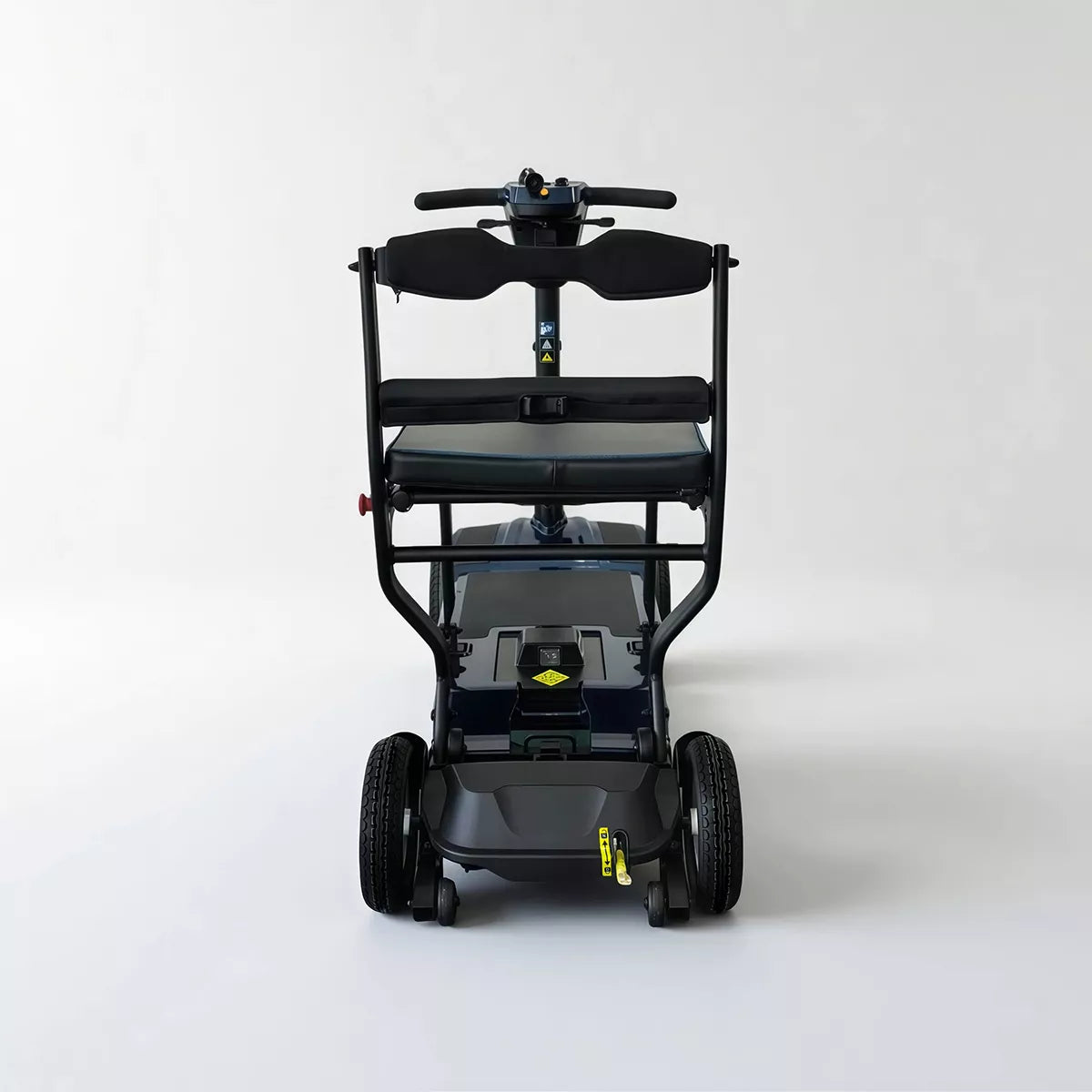 Dash Z1 Ultra Lightweight Magnesium Folding Mobility Scooter. One Of The Lightest Scooters On The Market At Just 14.9kg!