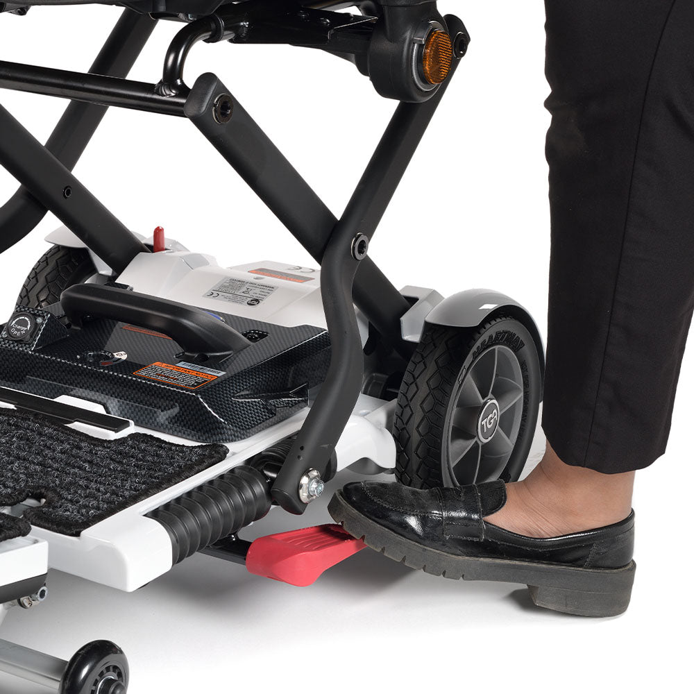 Minimo Electric Mobility Scooter with Seat – Warm Bronze Metallic & Polar White Metallic