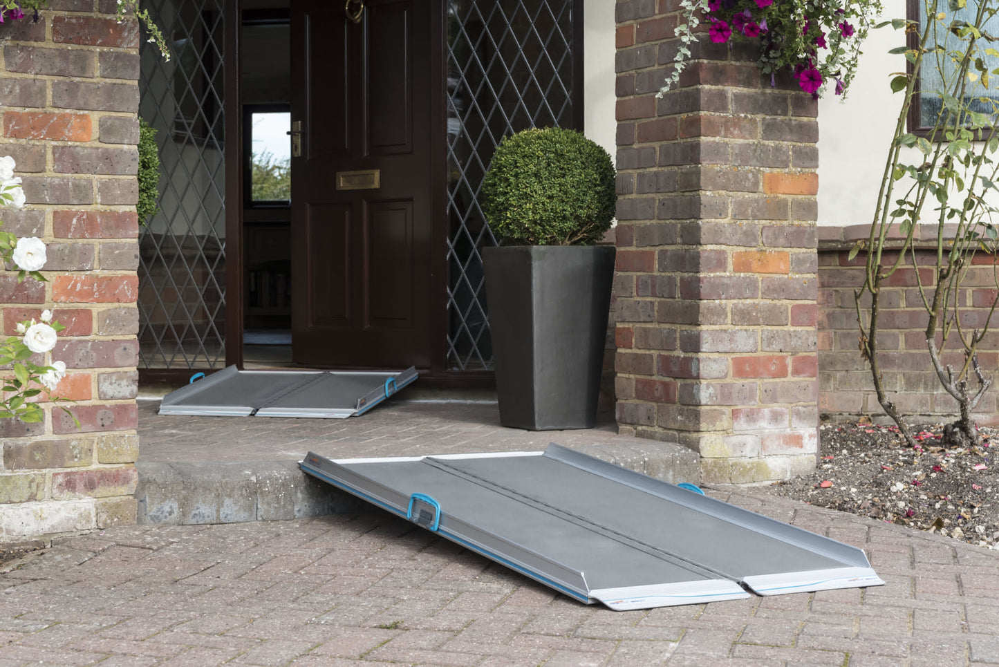 Monarch Aerolight-Xtra Portable Wheelchair Ramp