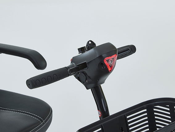 Alumina Pro Lightweight Mobility Scooter – 30 Miles Range