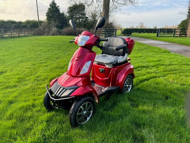 Rogue 4 Mobility Scooter - Up To 15mph!