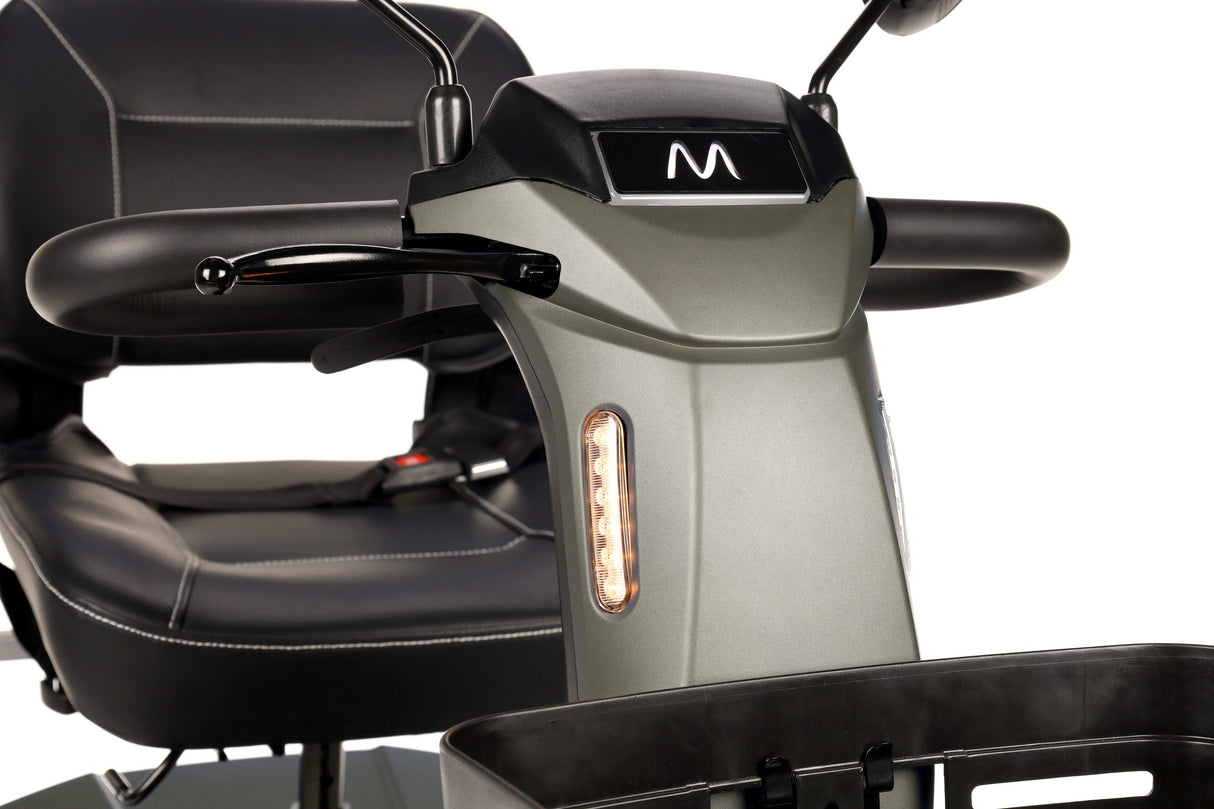 Motion Healthcare Xcelerate 8mph Scooter With A 25 Mile Range!