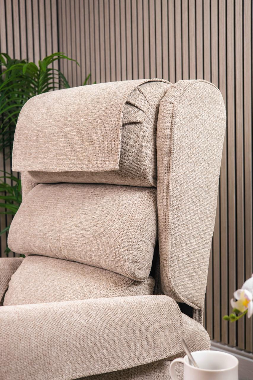Easy Motion Sonnet Riser Recliner. Includes Free Delivery With Engineer Installation And 5 Years Warranty!