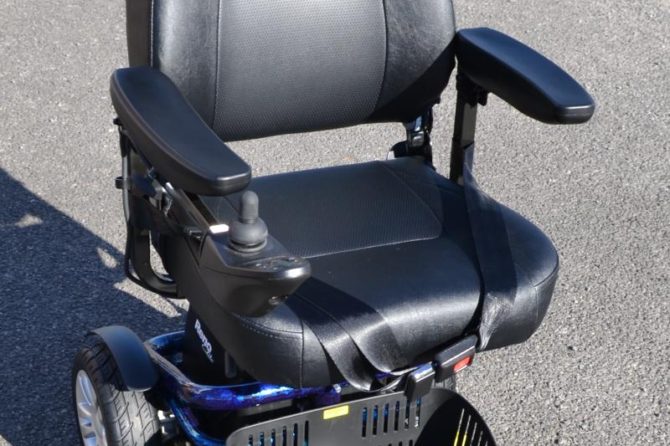 Roma Reno Class 2 Elite Power Chair with Captain Seat