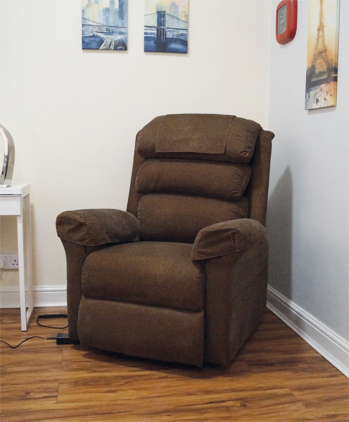 Ecclesfield Wall Hugging, Chenille Material Single Motor Rise and Recliner Chair